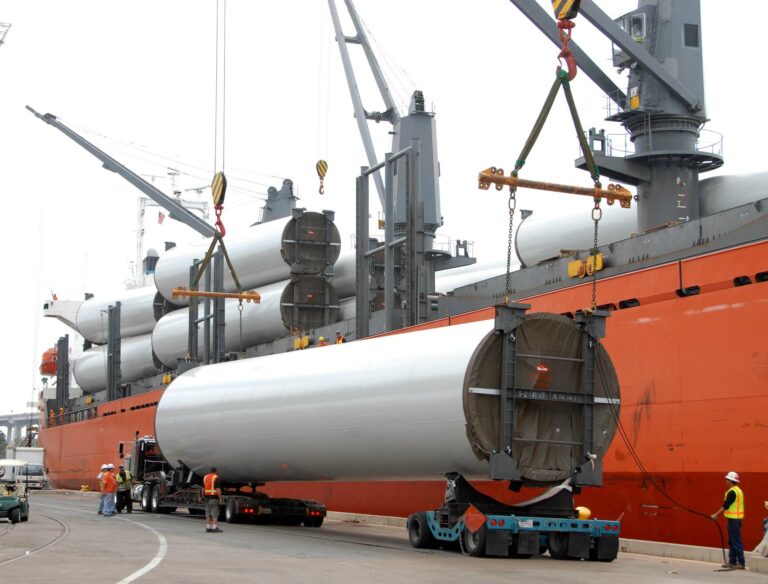 By Dale Frost of the Port of San Diego from San Diego, CA - Port of San Diego Working Waterfront, CC BY 2.0, https://commons.wikimedia.org/w/index.php?curid=12378904